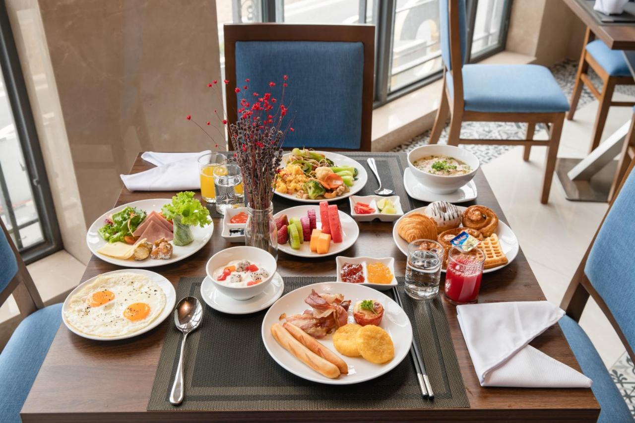 Gold Plaza Hotel דה נאנג מראה חיצוני תמונה